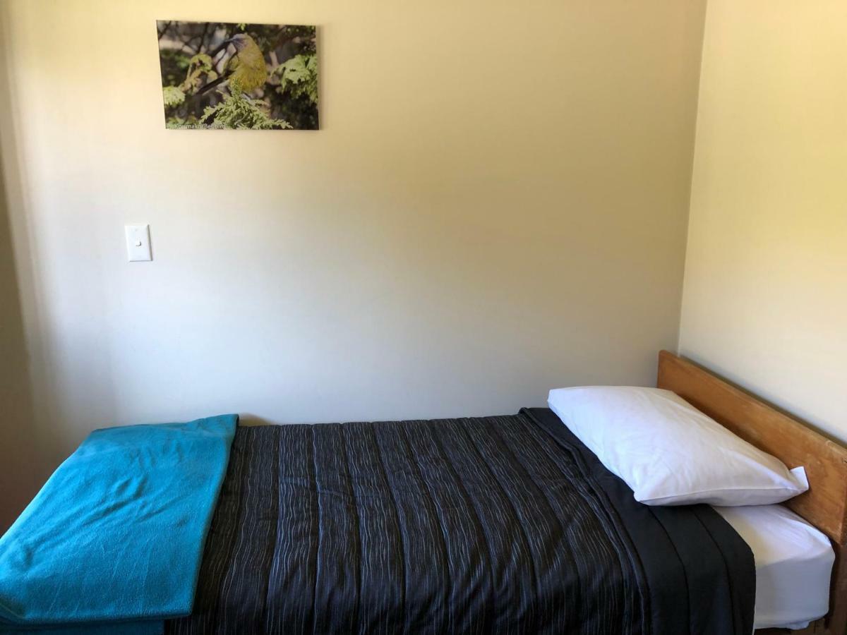 Stewart Island Backpackers Hostel Half-moon Bay Luaran gambar